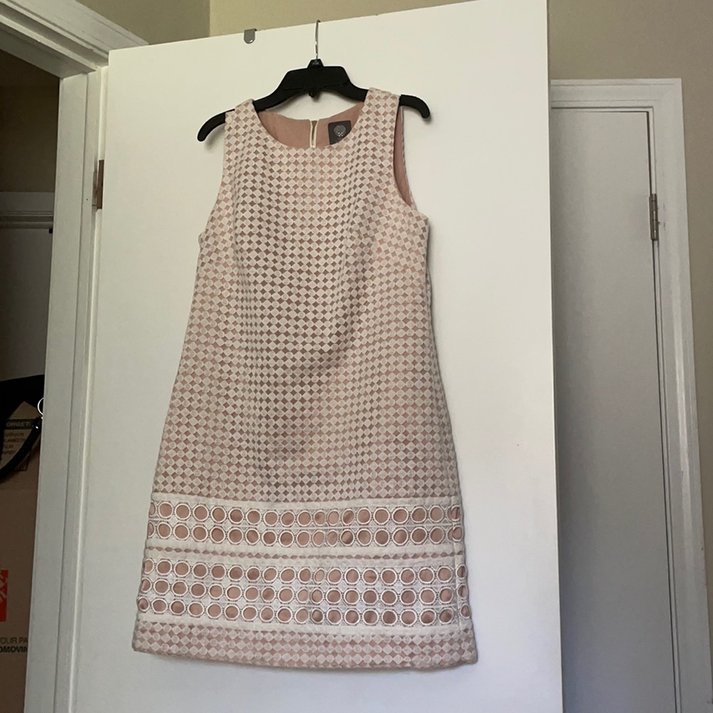 Vince Camuto shift dress. Size 8P Eyelet lace styling. Classy! Great condition!